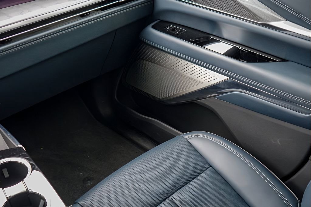New 2025 Cadillac Escalade IQ Sport 2 AWD/4WD image 26