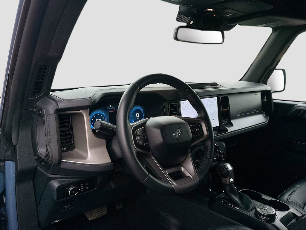 Used 2025 Ford Bronco Outer Banks AWD/4WD image 9