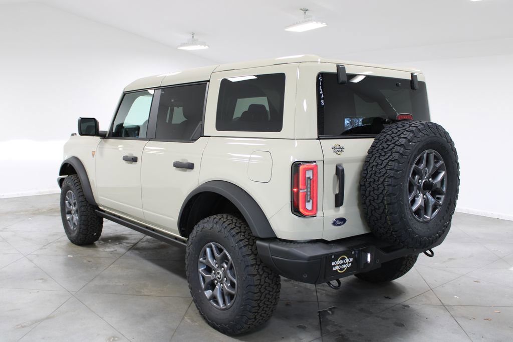 New 2025 Ford Bronco Badlands image 6