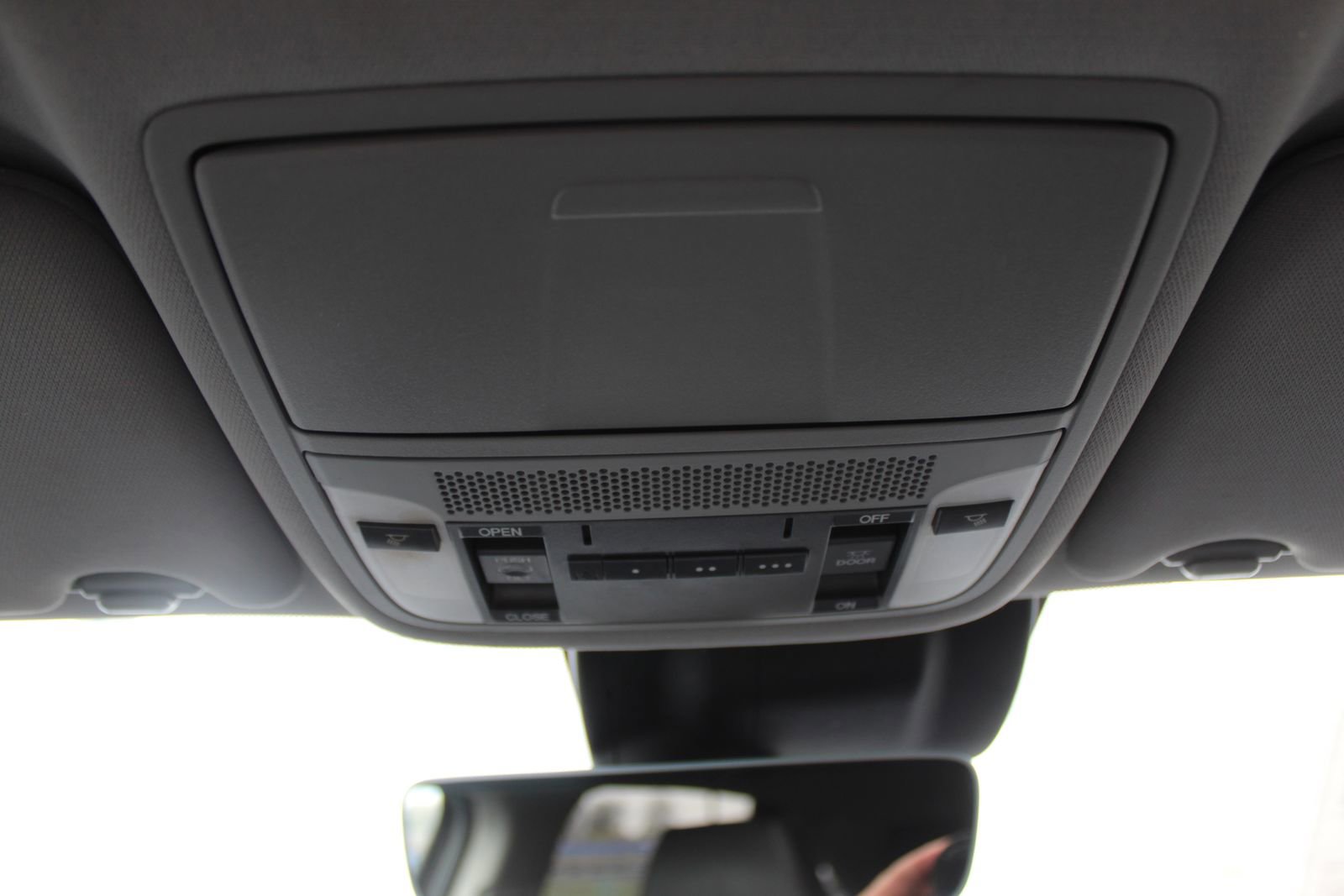 Used 2017 Acura MDX SH-AWD image 39