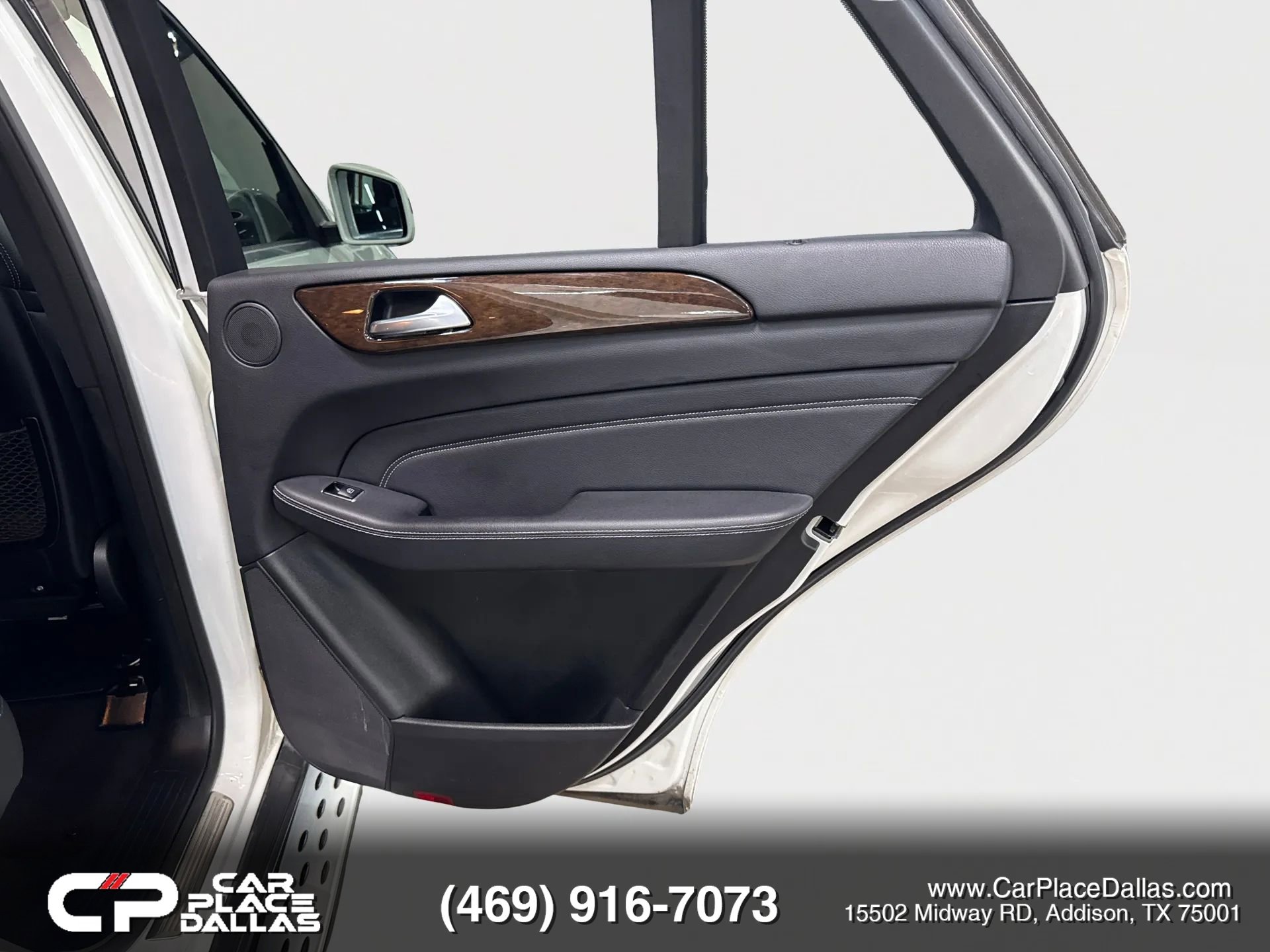 Used 2015 Mercedes-Benz ML 350 4MATIC w/ Premium 1 Package image 35