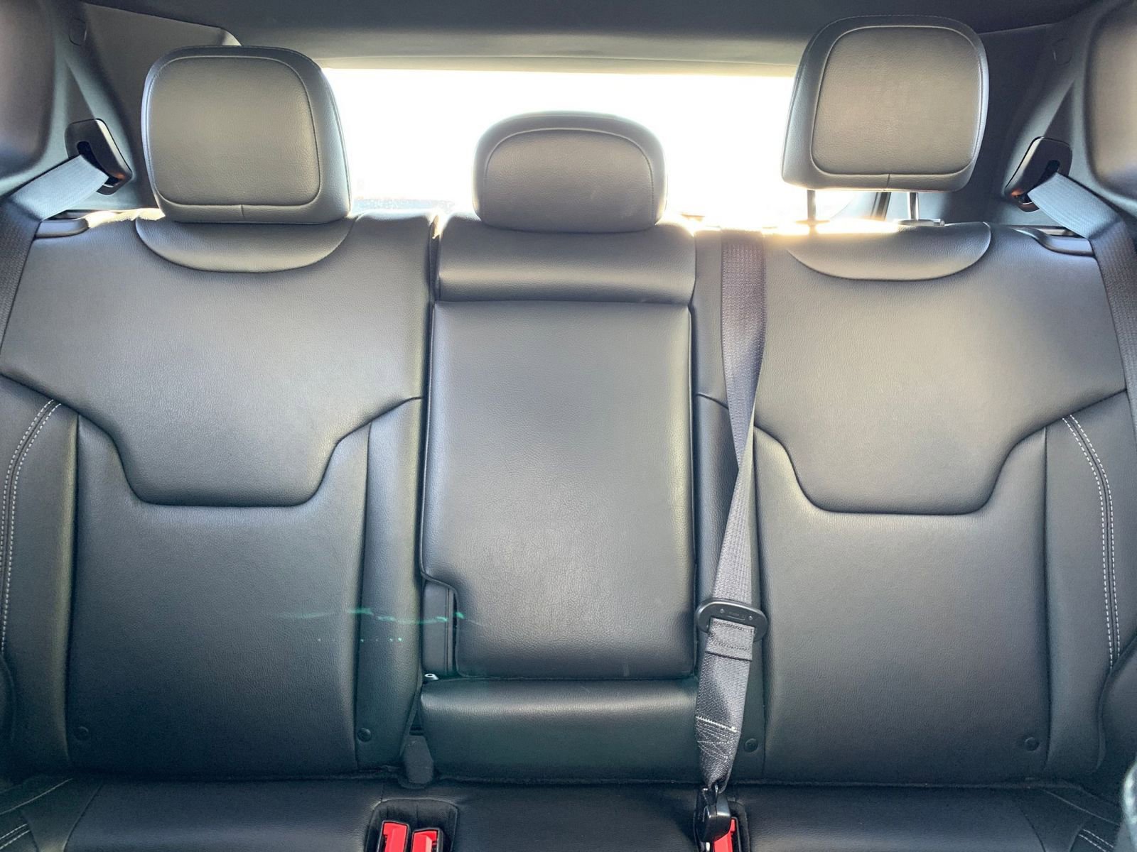 Used 2025 Jeep Compass Limited image 38