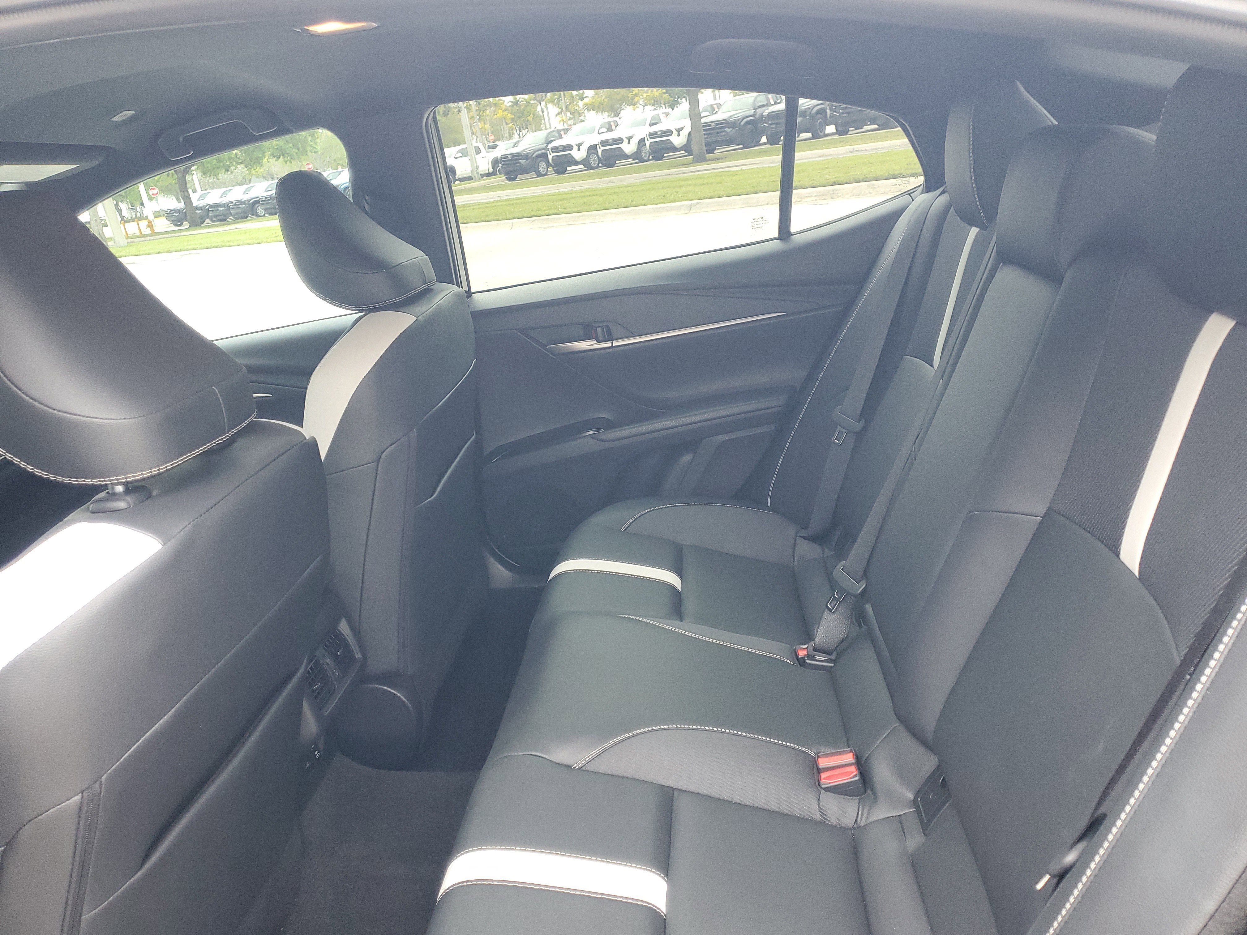 Used 2026 Toyota Camry SE image 11