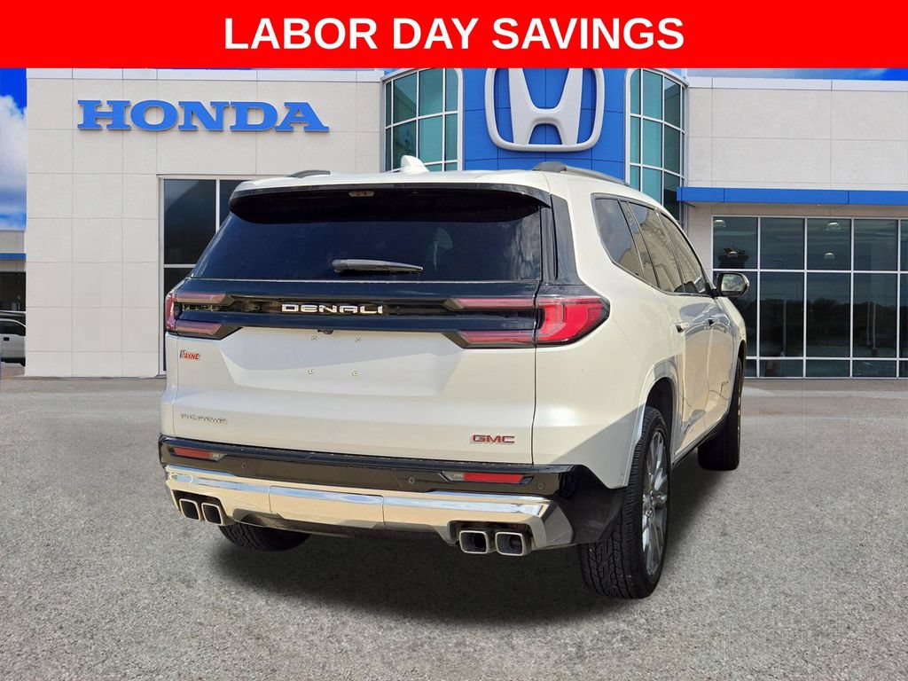 Used 2025 GMC Acadia Denali w/ Super Cruise Package FWD image 2