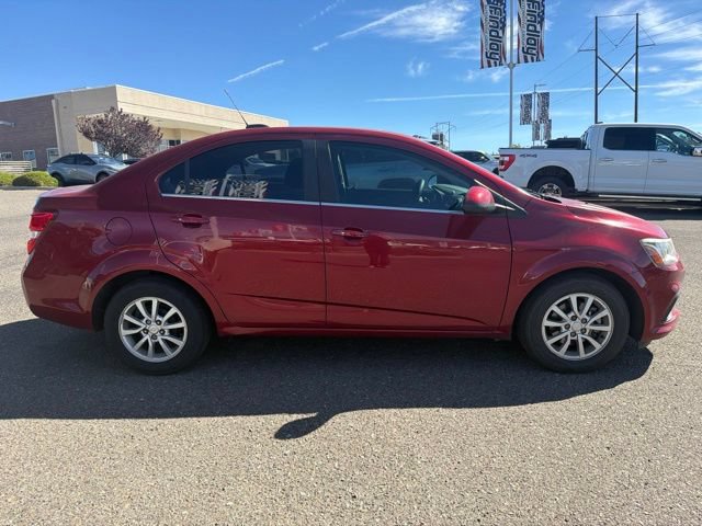 Used 2018 Chevrolet Sonic LT w/ Convenience Package FWD image 3