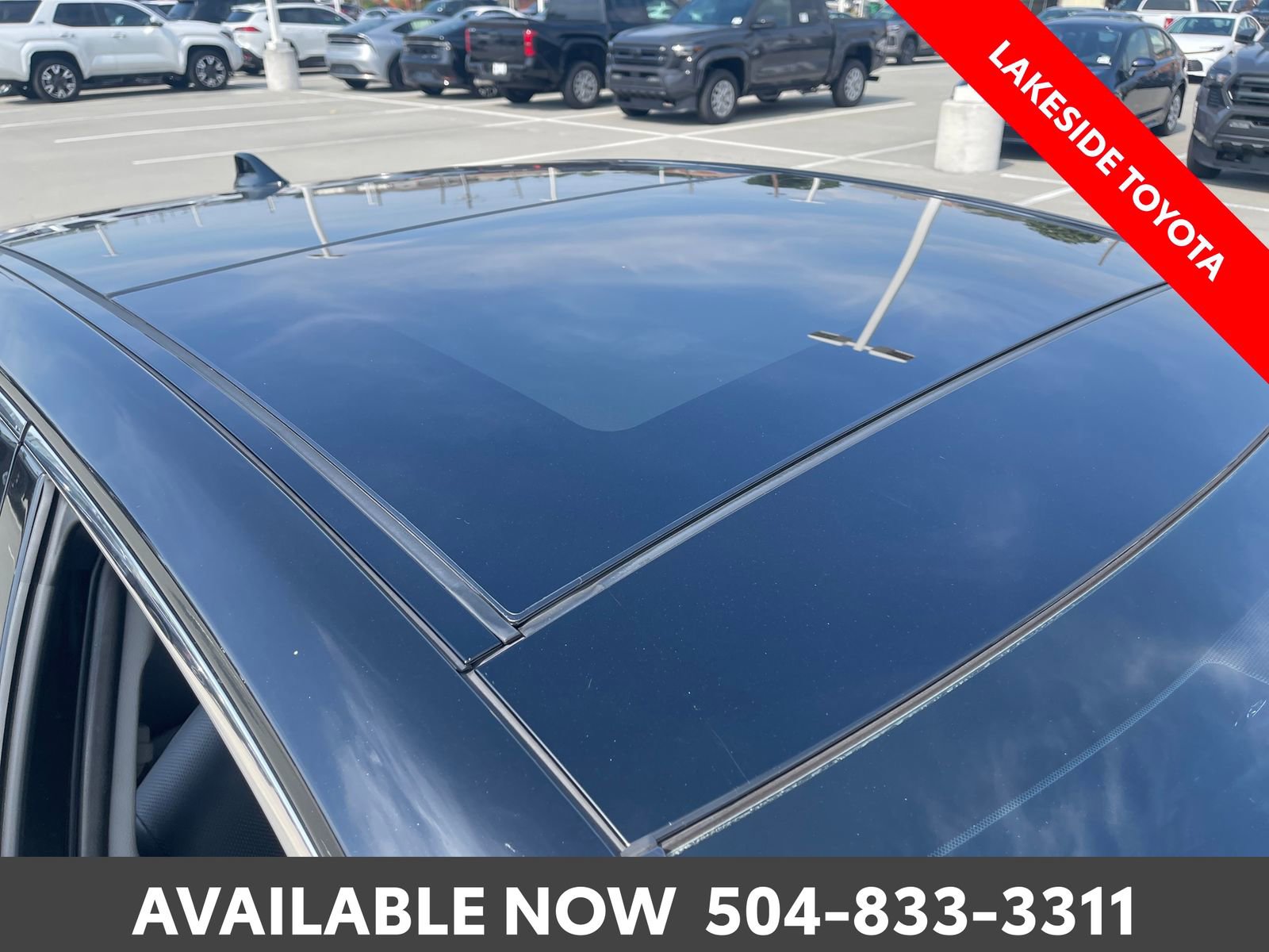 Used 2023 Toyota Camry XSE w/ Navigation Package FWD image 9