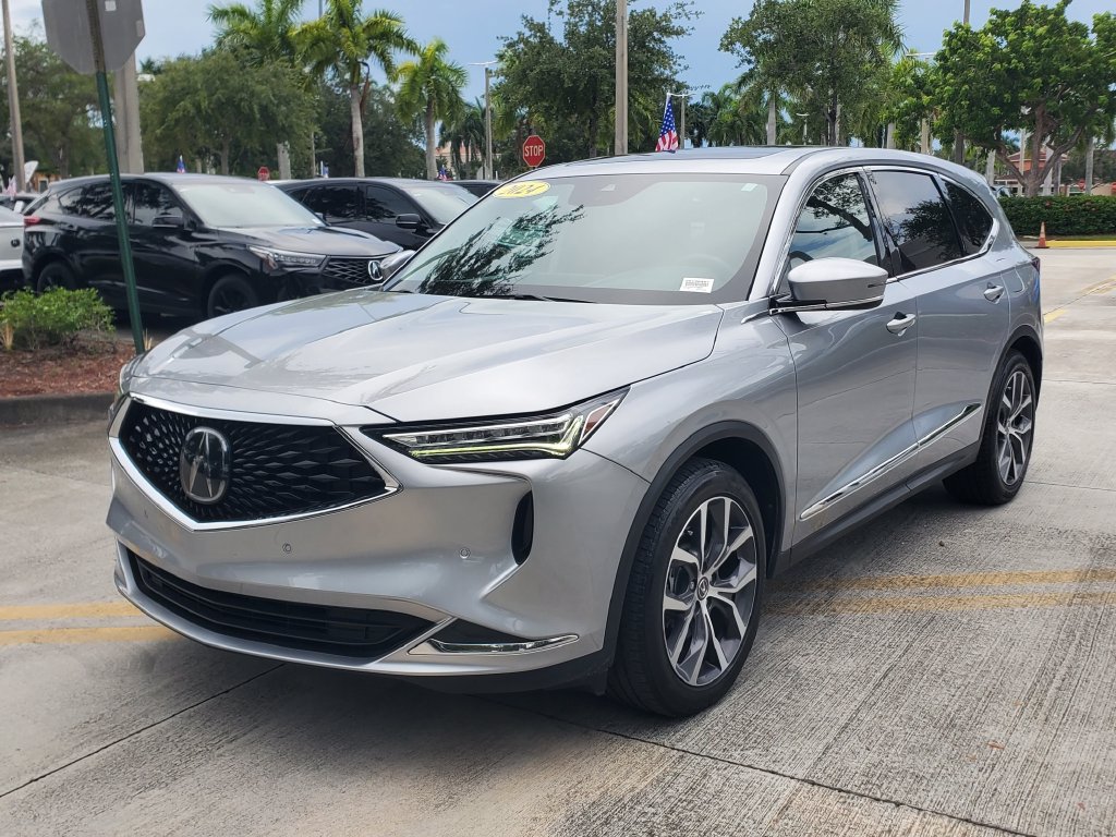 Used 2024 Acura MDX w/ Technology Package FWD image 3