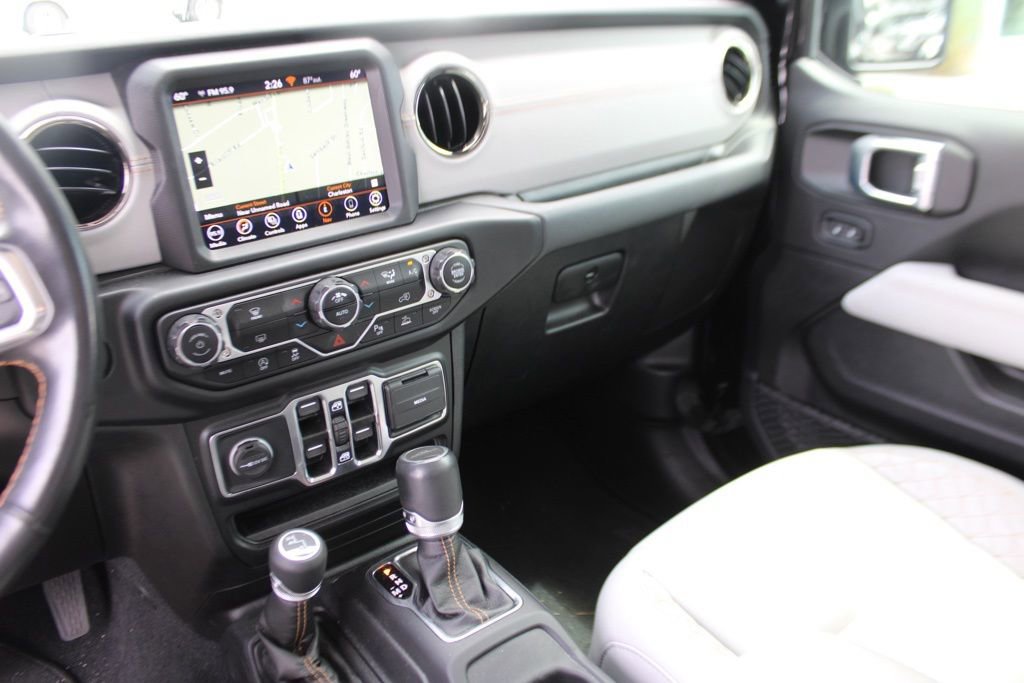 Used 2021 Jeep Gladiator Overland image 22