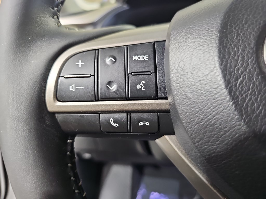 Used 2017 Lexus RX 450h AWD w/ Cold Weather Package image 20