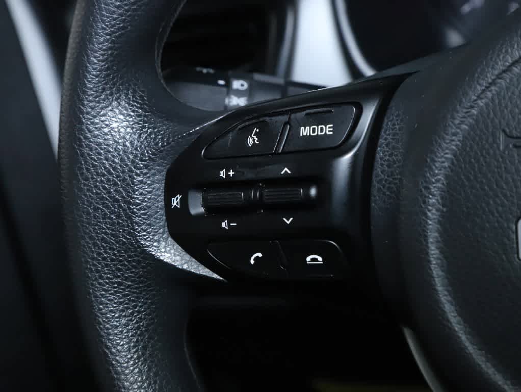 Used 2022 Kia Rio LX FWD image 21
