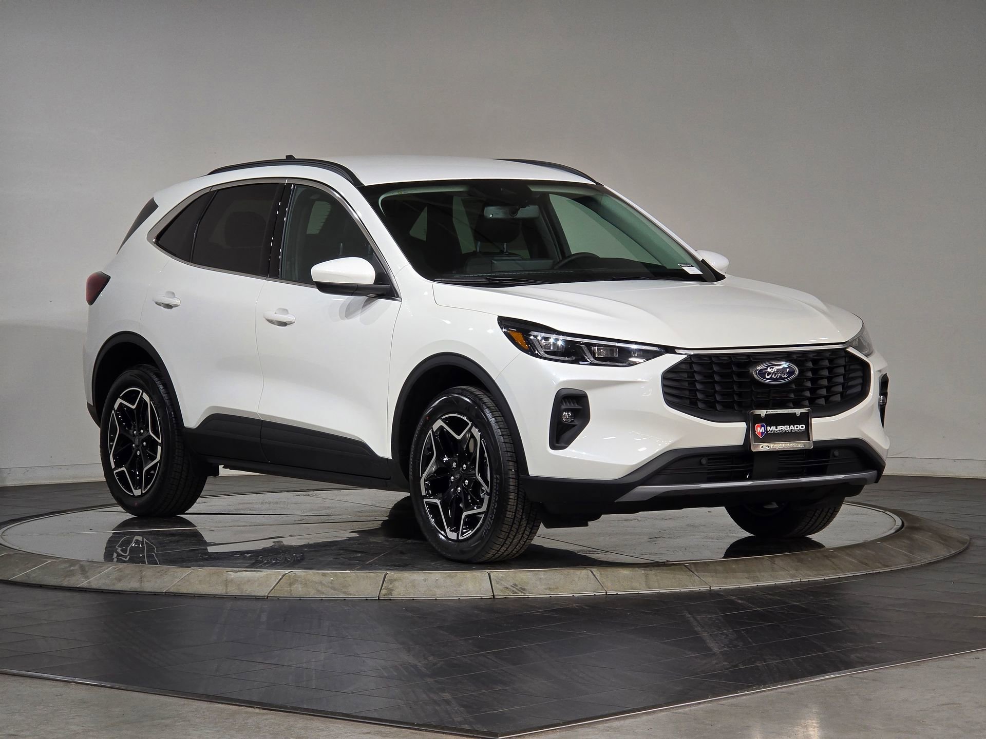 New 2026 Ford Escape Platinum w/ Equipment Group 601A image 2