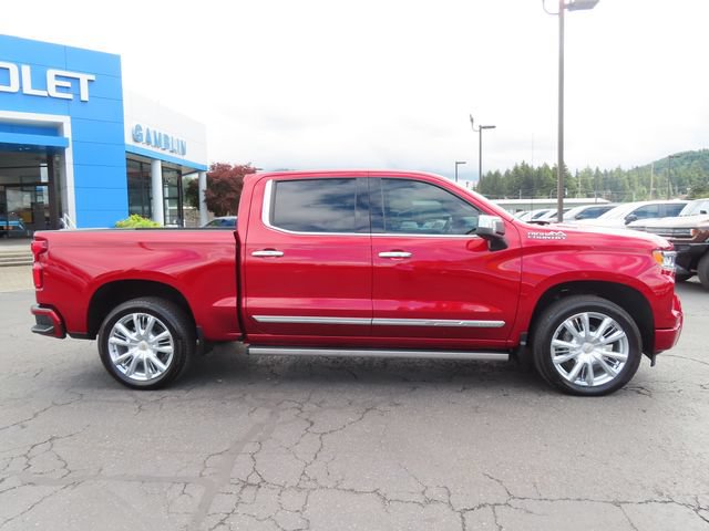 Used 2025 Chevrolet Silverado 1500 High Country AWD/4WD image 10