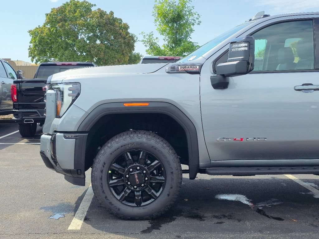 New 2026 GMC Sierra 2500 AT4 w/ AT4 Premium Plus Package AWD/4WD image 35