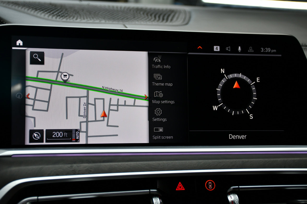 Used 2022 BMW X7 M50i w/ Executive Package image 55