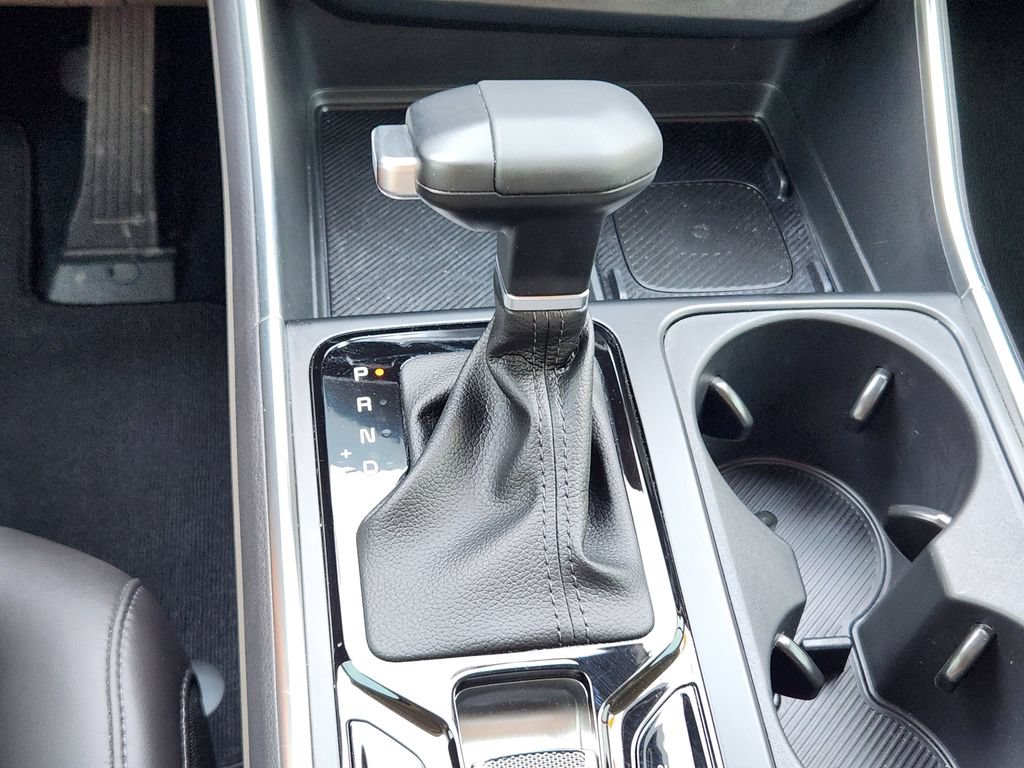 Certified 2025 Kia Carnival EX FWD image 23