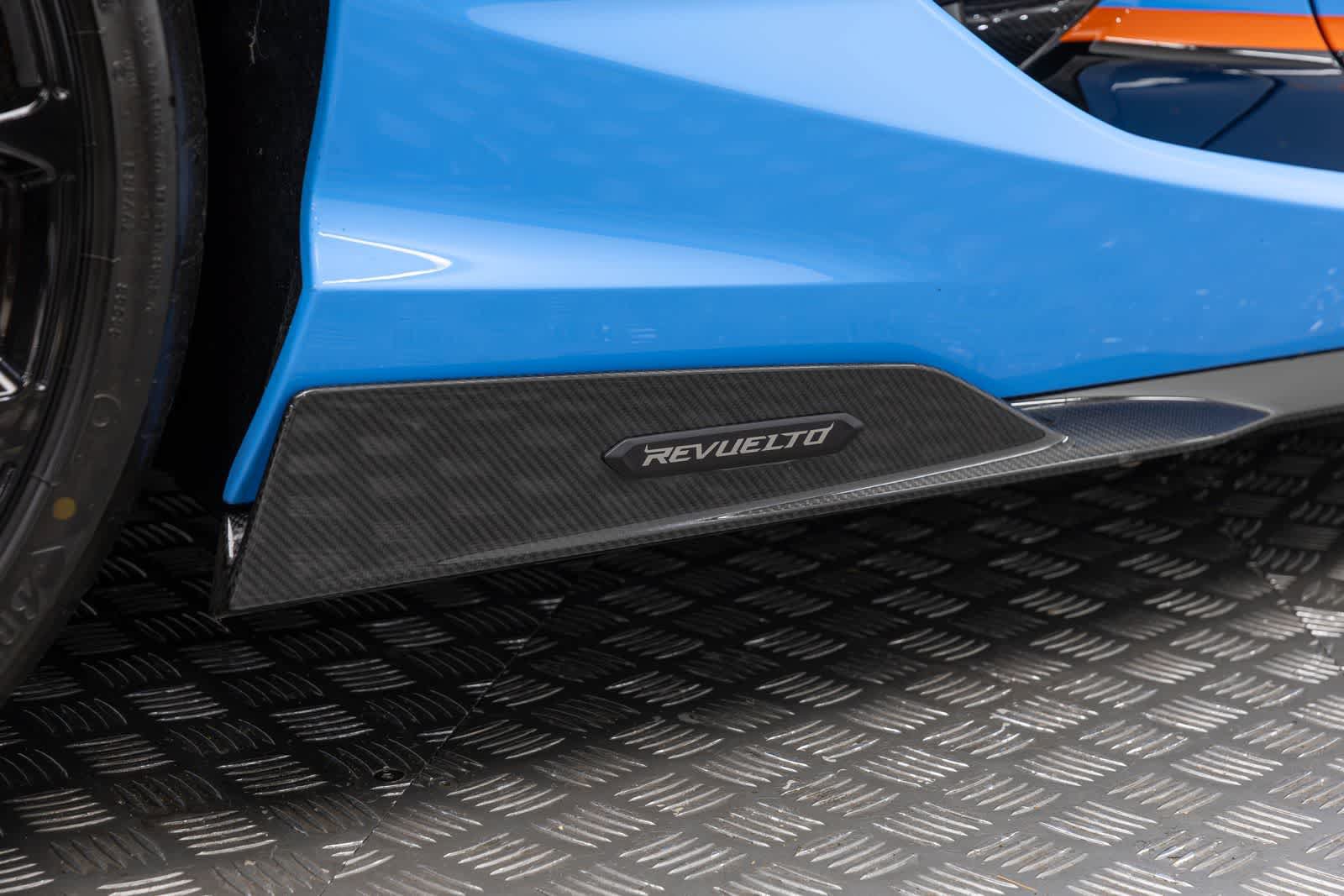 Used 2024 Lamborghini Revuelto AWD/4WD image 8