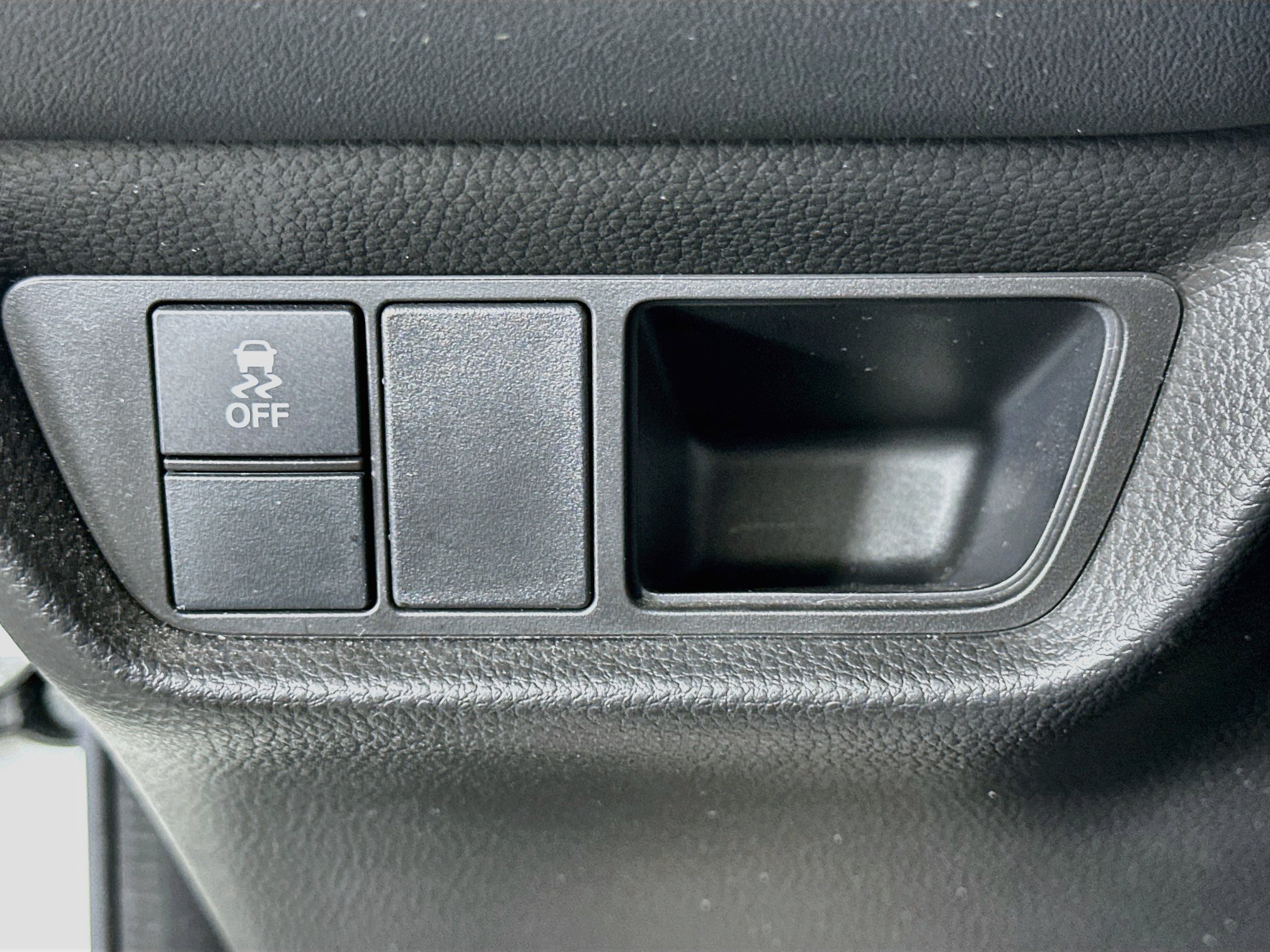 Used 2024 Honda HR-V EX-L image 17