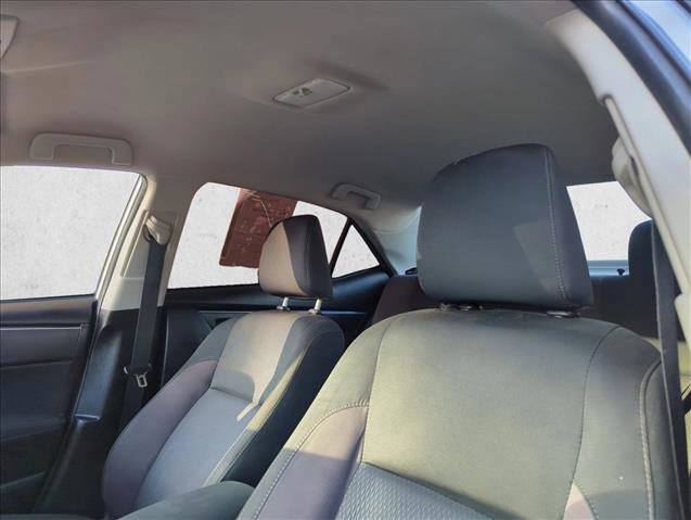 Used 2018 Toyota Corolla LE image 15