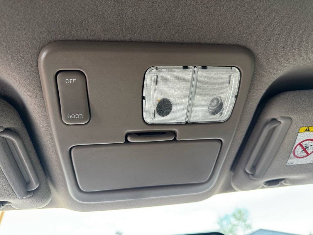 Used 2003 Toyota Tundra Limited image 30