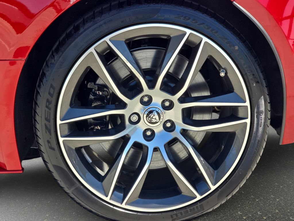 Certified 2024 Jaguar F-TYPE R-Dynamic RWD image 32