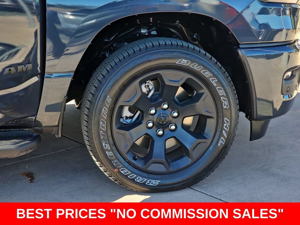 New 2026 RAM 1500 Express AWD/4WD image 38