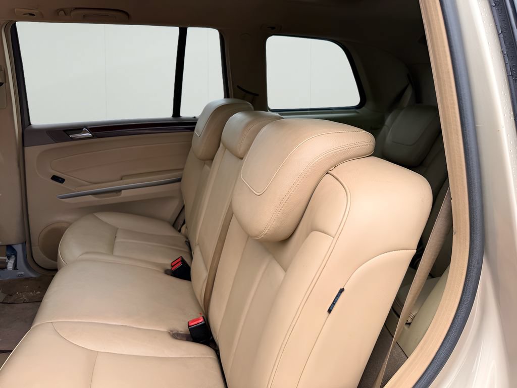 Used 2012 Mercedes-Benz GL 450 4MATIC image 9