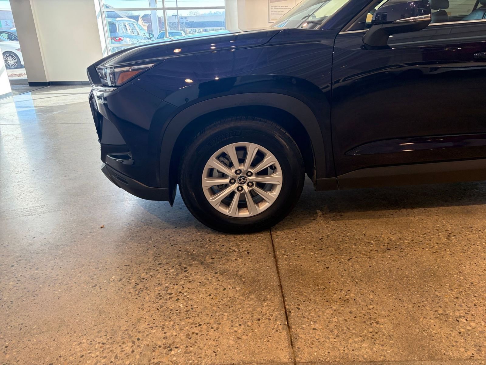 Used 2025 Toyota Grand Highlander FWD image 10