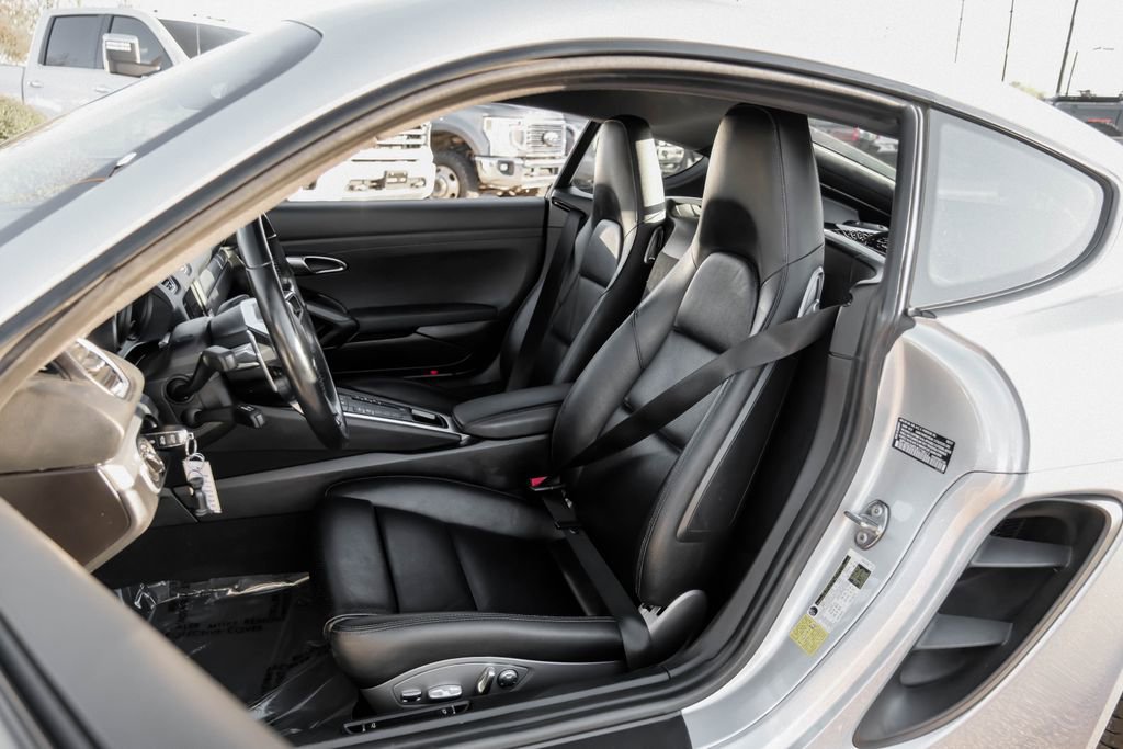Used 2018 Porsche 718 Cayman S image 36