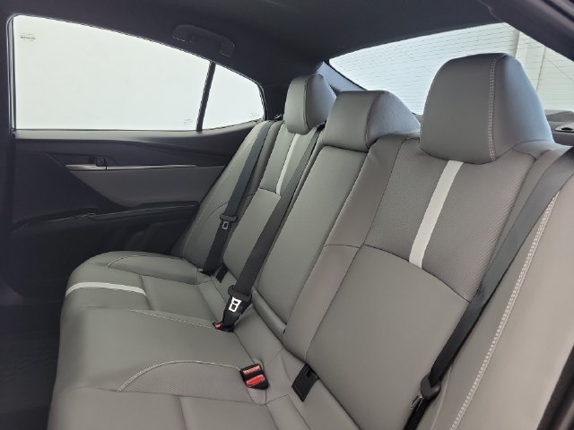 Used 2025 Toyota Camry SE w/ Convenience Package FWD image 12