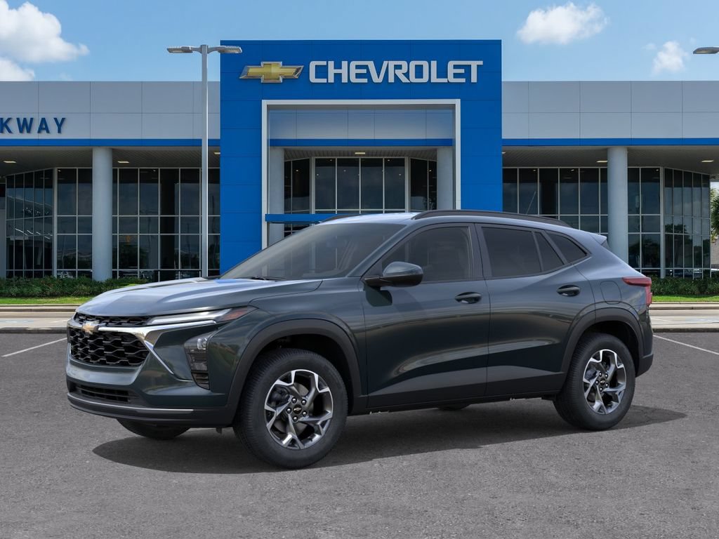 New 2026 Chevrolet Trax LT FWD image 2