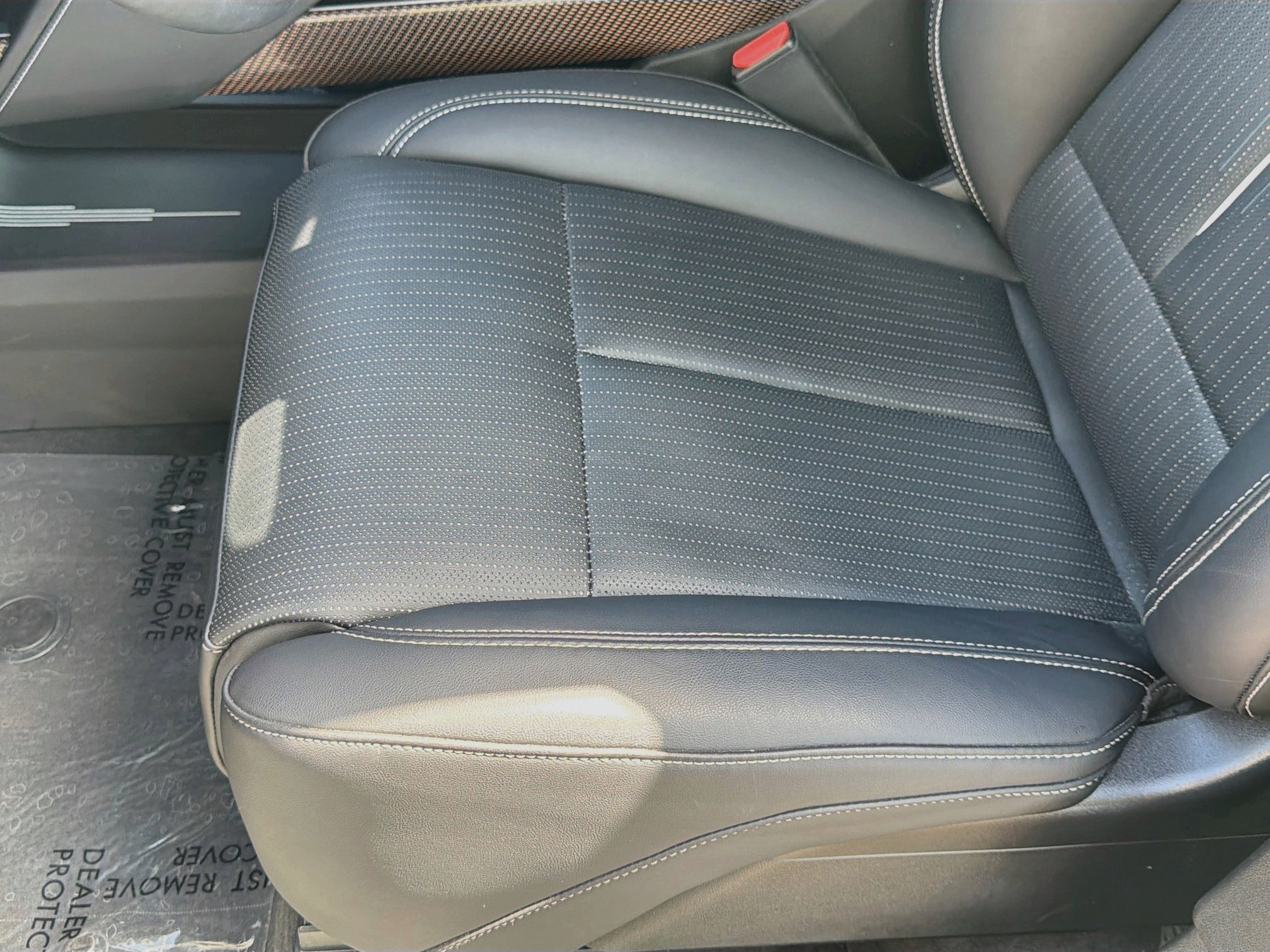 Certified 2026 Cadillac Vistiq Luxury AWD/4WD image 20
