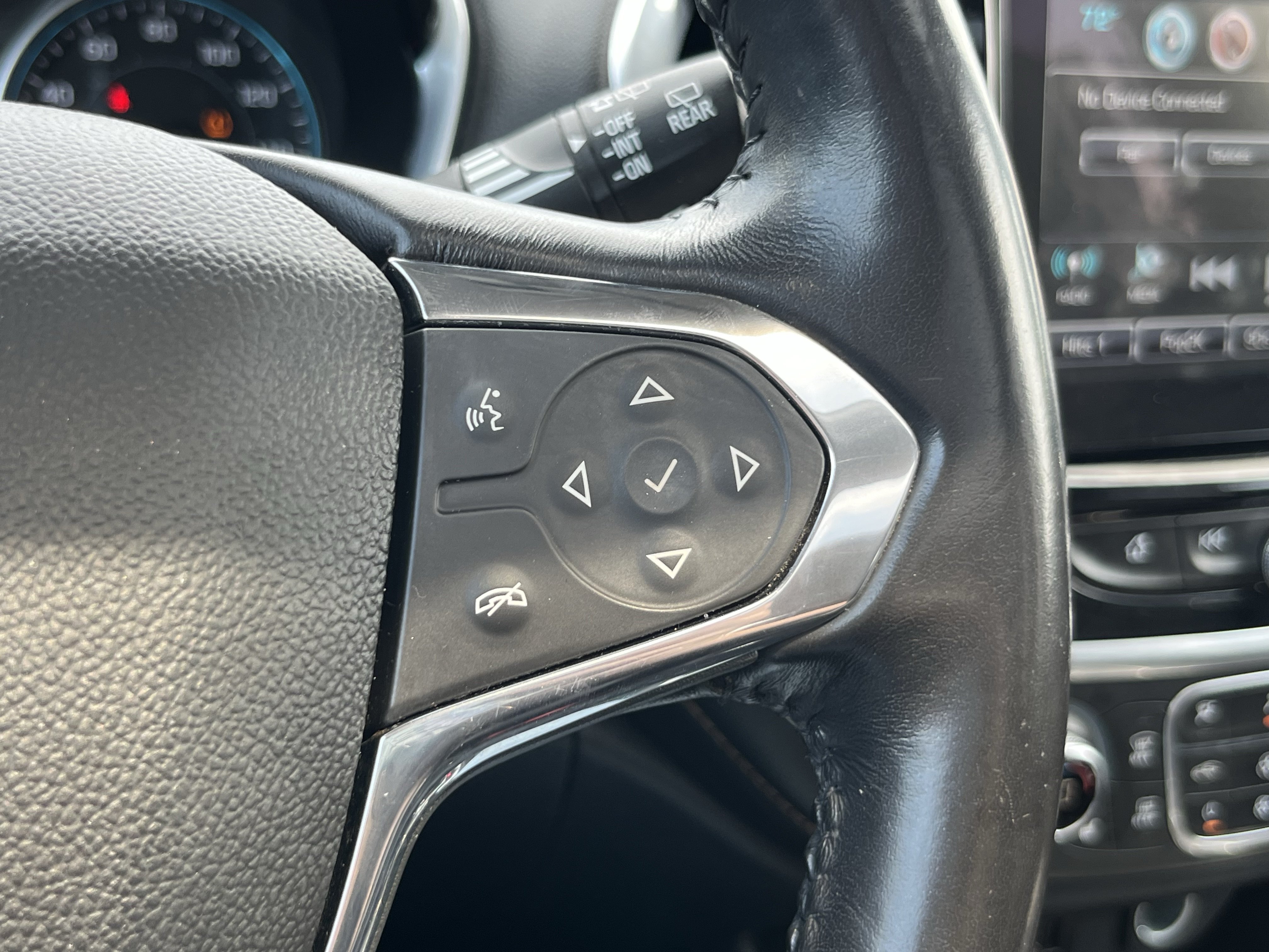 Used 2019 Chevrolet Traverse LT w/ LT Premium Package AWD/4WD image 29