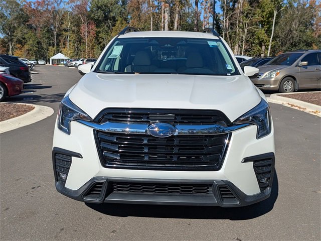 Used 2023 Subaru Ascent Limited image 9