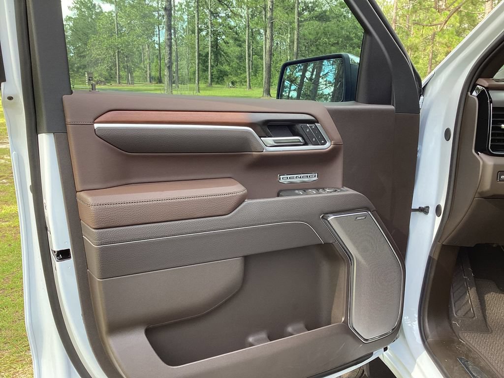 New 2026 GMC Sierra 1500 Denali w/ Denali Reserve Package AWD/4WD image 12
