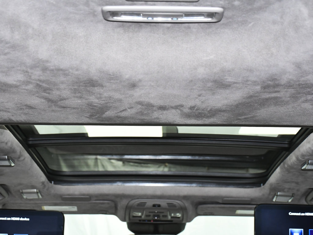 Used 2022 Cadillac Escalade Sport Platinum AWD/4WD image 76
