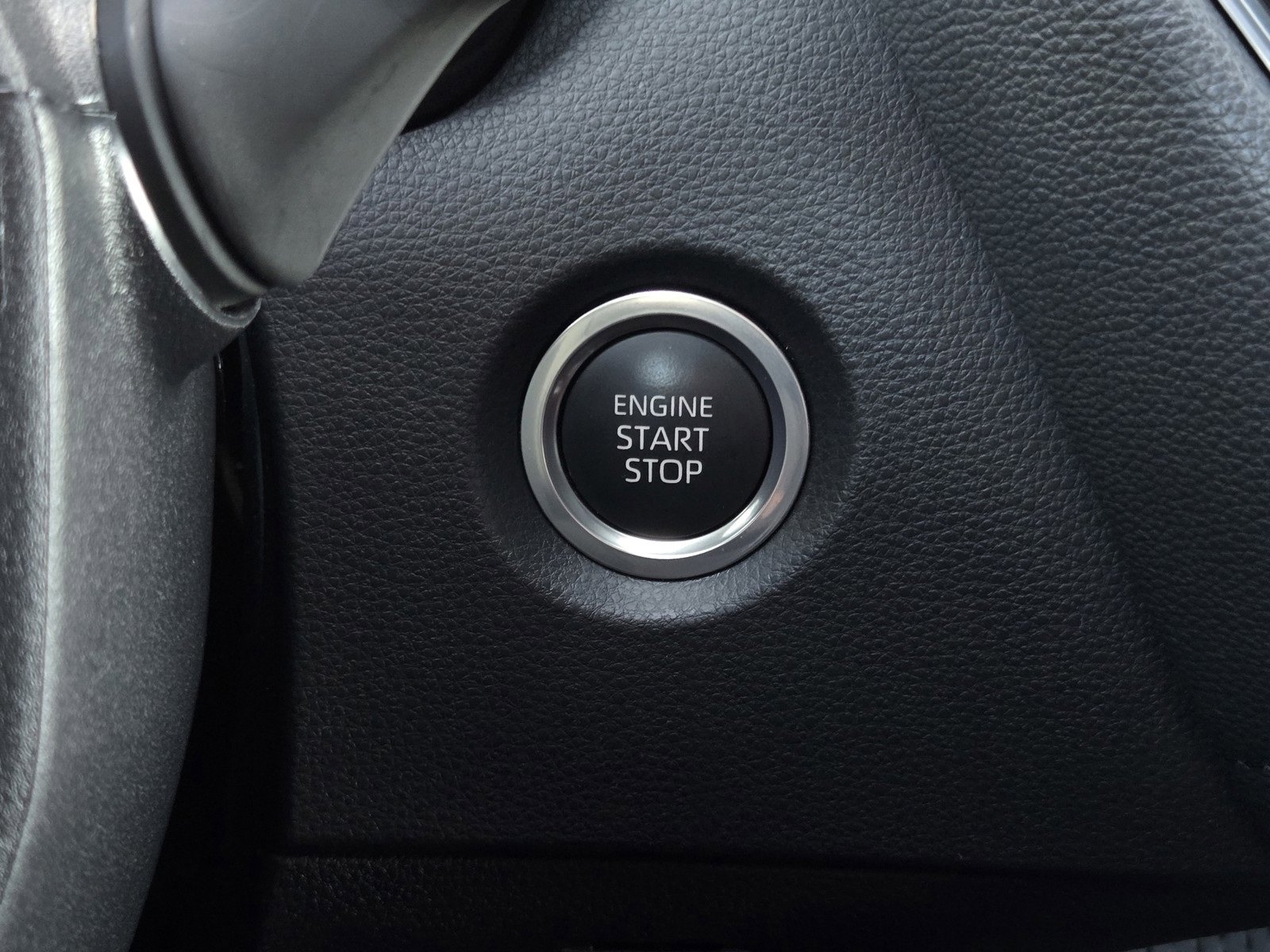 Certified 2025 Toyota Corolla SE image 19