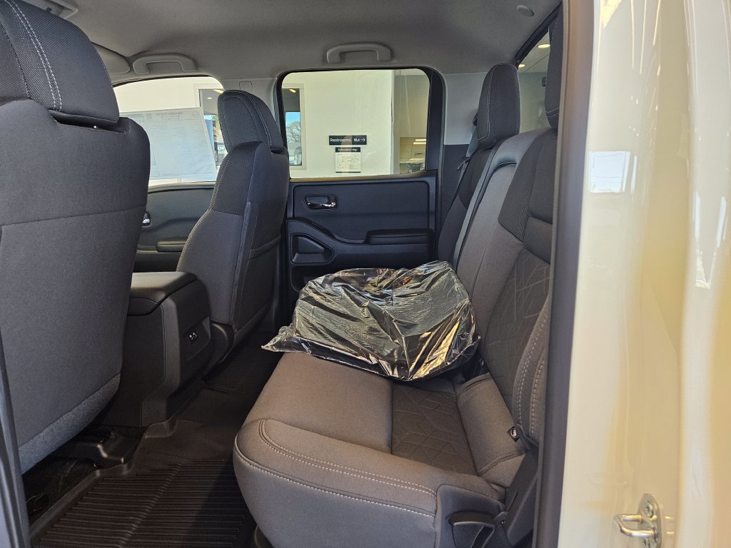 New 2026 Nissan Frontier SV w/ Tow Package AWD/4WD image 25