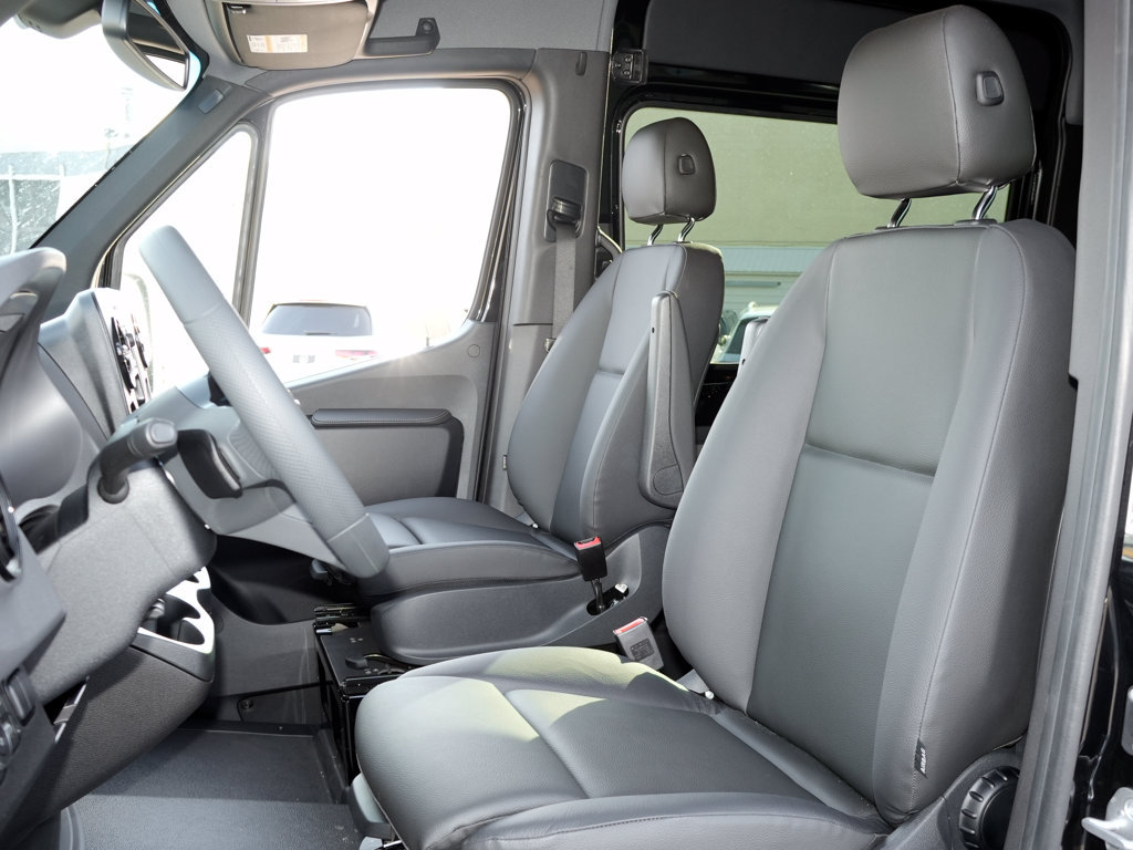 New 2026 Mercedes-Benz Sprinter 2500 image 13