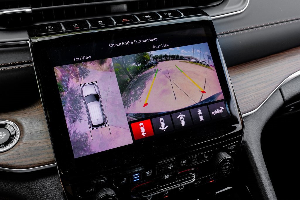 Used 2022 Jeep Grand Cherokee Summit image 31