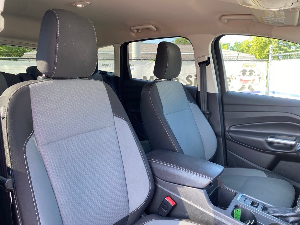 Used 2019 Ford Escape SE AWD/4WD image 16