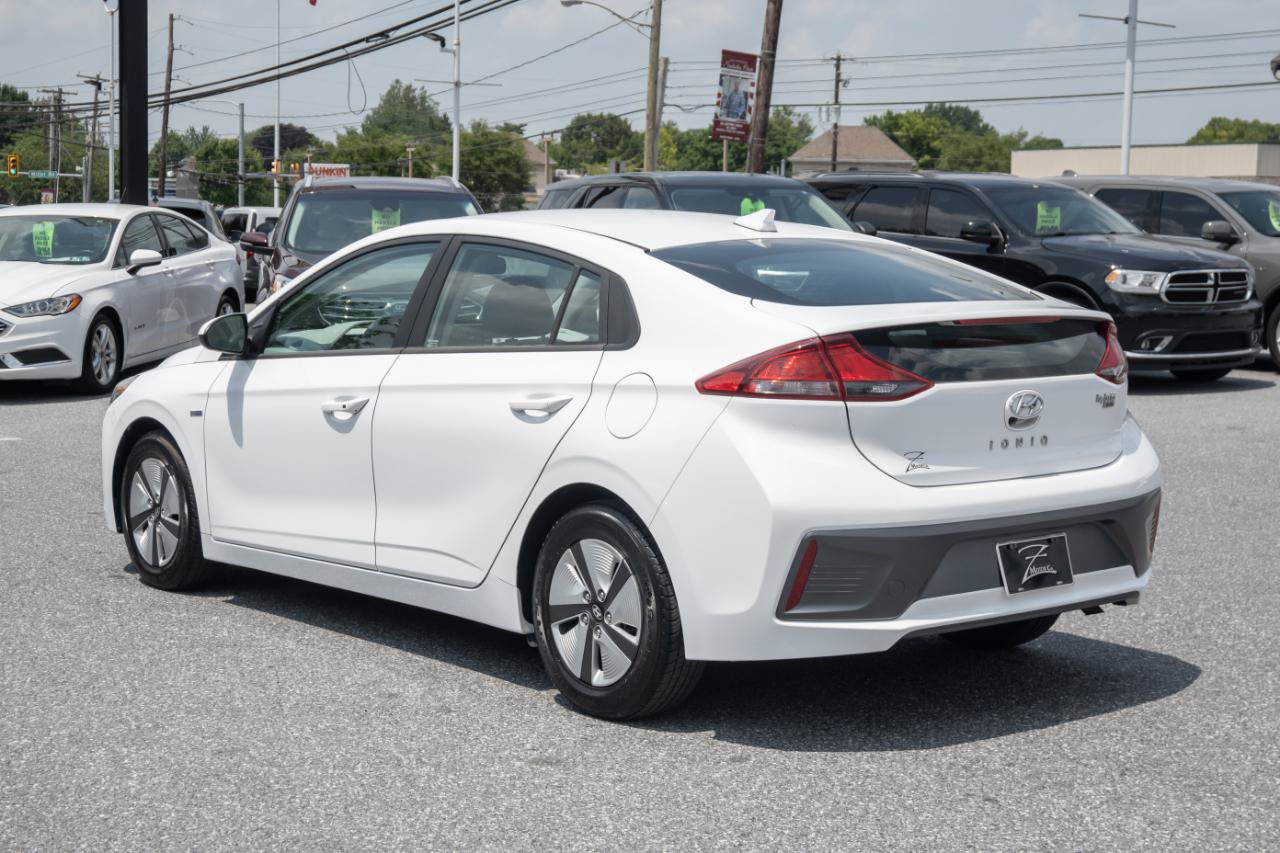Used 2020 Hyundai Ioniq Blue FWD image 8
