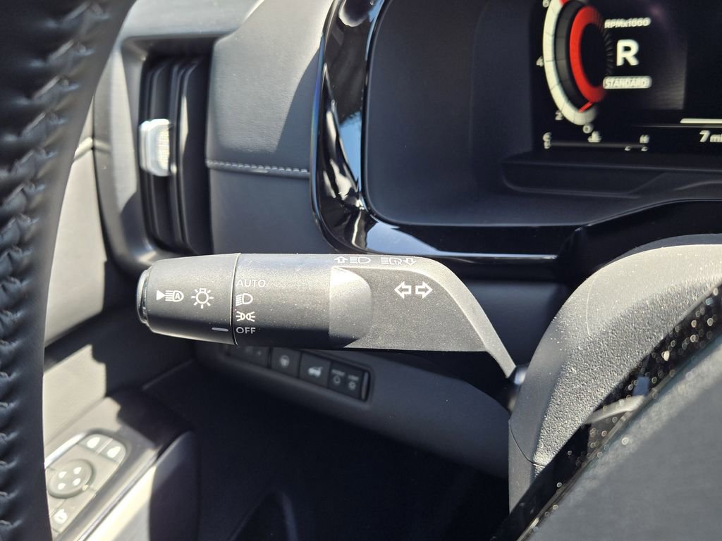 New 2026 Nissan Pathfinder SL w/ SL Premium Package image 24