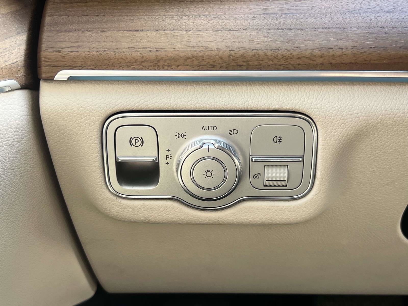 Certified 2022 Mercedes-Benz GLS 450 4MATIC image 26