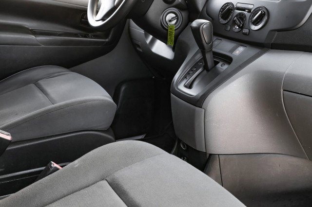 Used 2021 Nissan NV200 S image 30