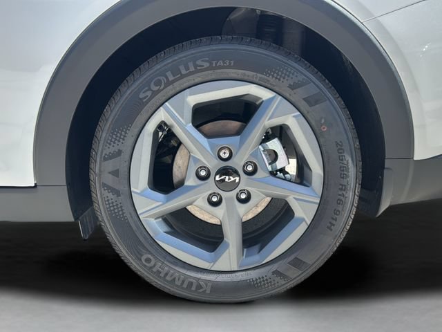 New 2026 Kia K4 FWD image 28