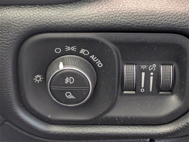 Used 2020 RAM 1500 Laramie image 26