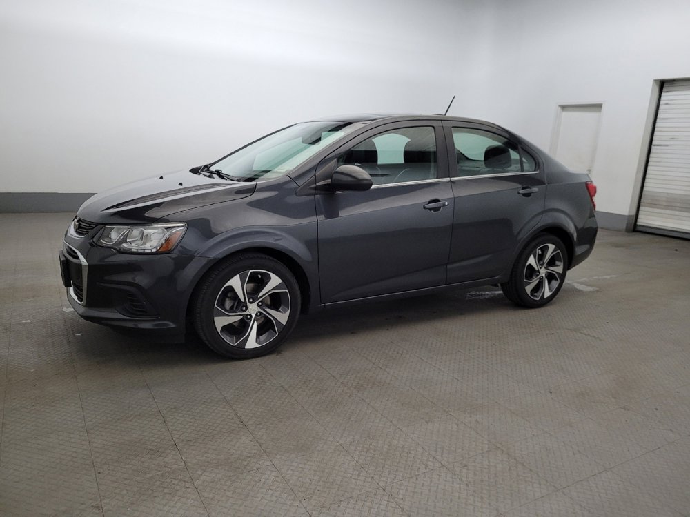 Used 2020 Chevrolet Sonic Premier FWD image 2