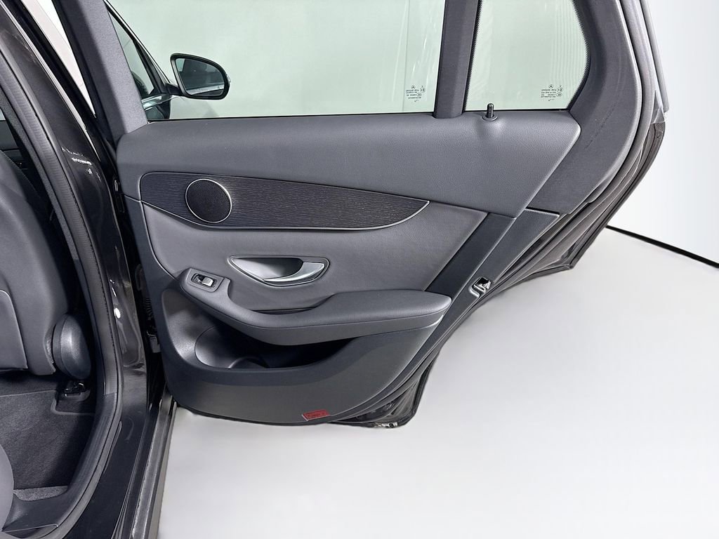 Certified 2022 Mercedes-Benz GLC 300 image 27