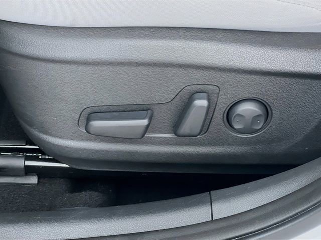 Used 2023 Hyundai Kona SEL w/ Convenience Package image 11