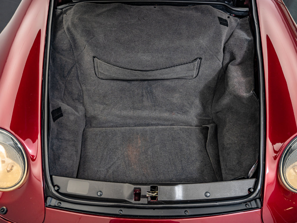 Used 1998 Porsche 911 Carrera RWD image 54
